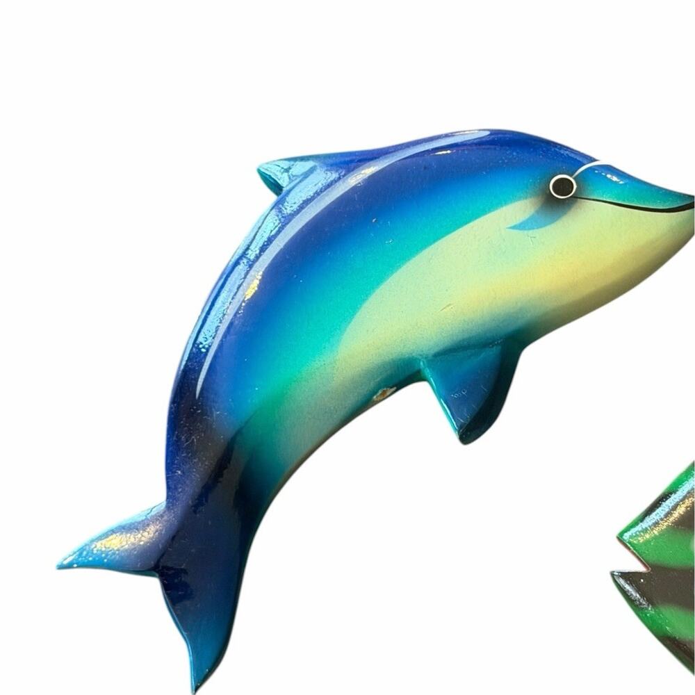 VINTAGE Set Of 3 Tropical Fish & Dolphin Wall Decor Hand Painted Wood 3499-65 - Picture 5 of 8